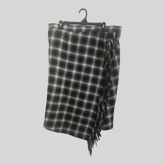 Time and Tru Faux Wrap Flannel Skirt Pull-up Plaid Warm Fringe Office 16-18 XL - Picture 7 of 15